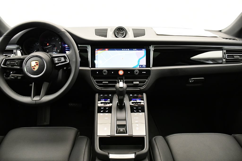 Certified 2026 Porsche Macan Turbo AWD/4WD image 23