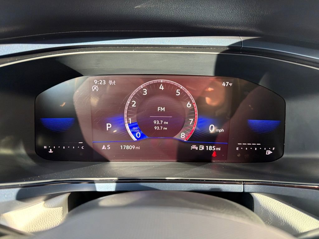 Certified 2023 Volkswagen Taos SE w/ Panoramic Sunroof Package image 18