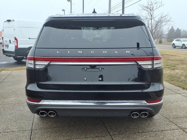 Used 2023 Lincoln Aviator Reserve w/ Equipment Group 201A image 5