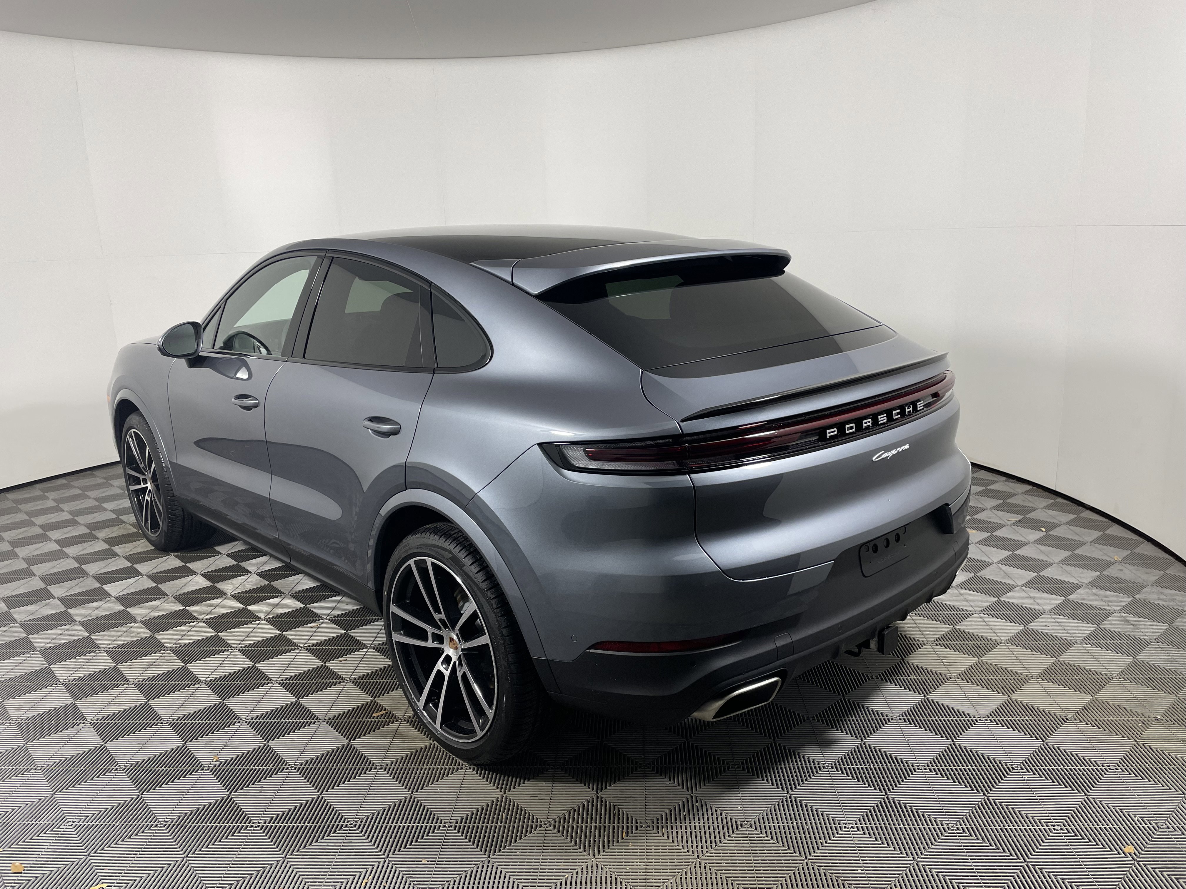 New 2026 Porsche Cayenne Coupe image 3