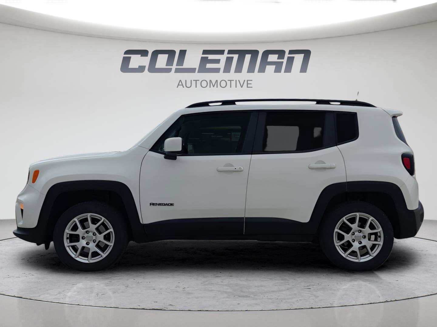 Used 2020 Jeep Renegade Latitude w/ Cold Weather Group AWD/4WD image 2