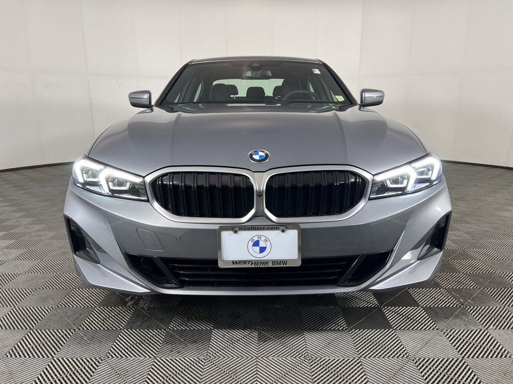 Used 2025 BMW 330i xDrive Sedan w/ Premium Package image 14