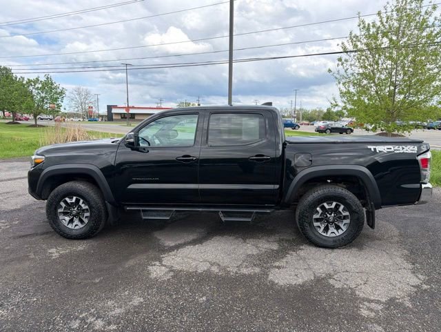 Used 2023 Toyota Tacoma TRD Off-Road AWD/4WD image 2