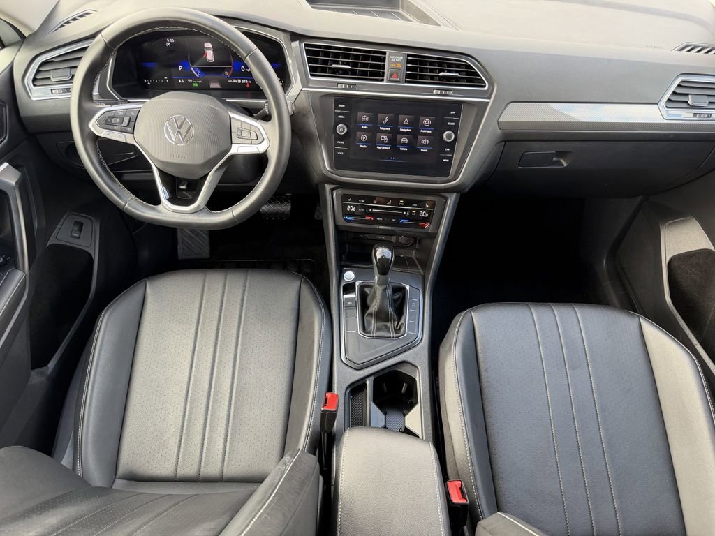 Used 2024 Volkswagen Tiguan SE FWD image 13
