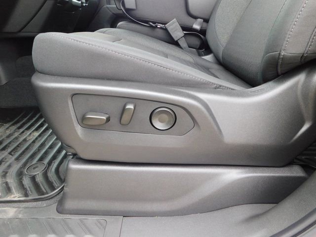 New 2026 Chevrolet Silverado 1500 Custom Trail Boss w/ Turbomax Blackout Package AWD/4WD image 16