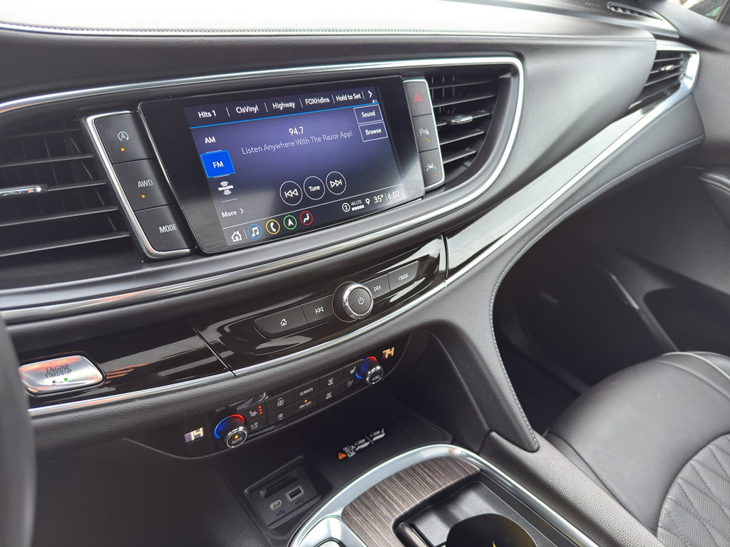 Used 2023 Buick Enclave Avenir w/ Avenir Technology Package image 22