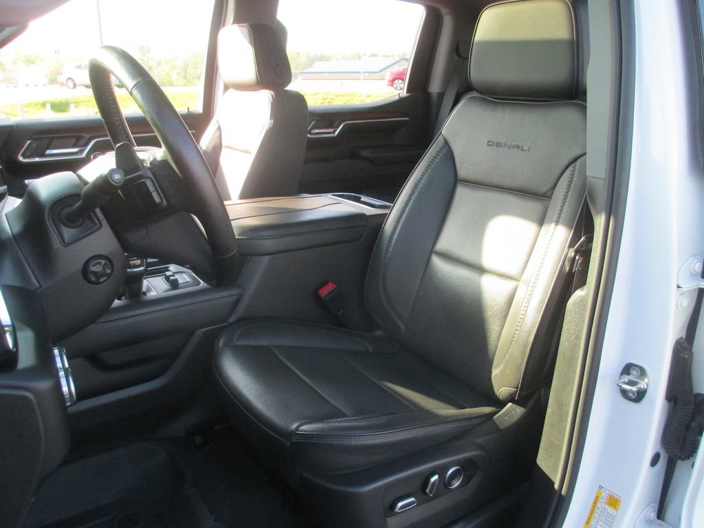 Used 2024 GMC Sierra 1500 Denali w/ Denali Reserve Package AWD/4WD image 22