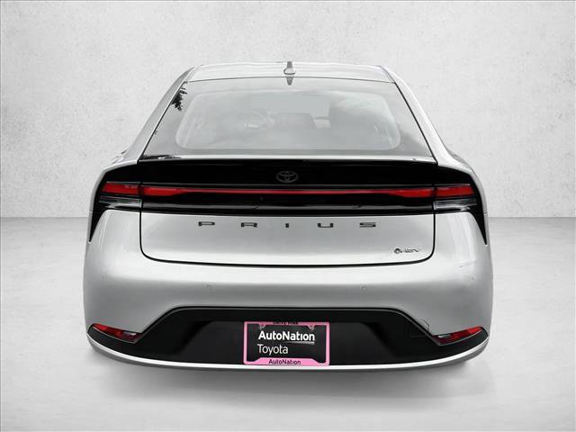 Used 2024 Toyota Prius LE image 6