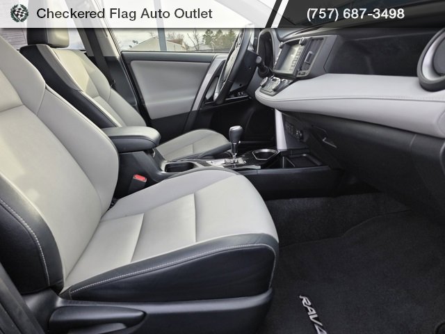 Used 2017 Toyota RAV4 Limited image 42