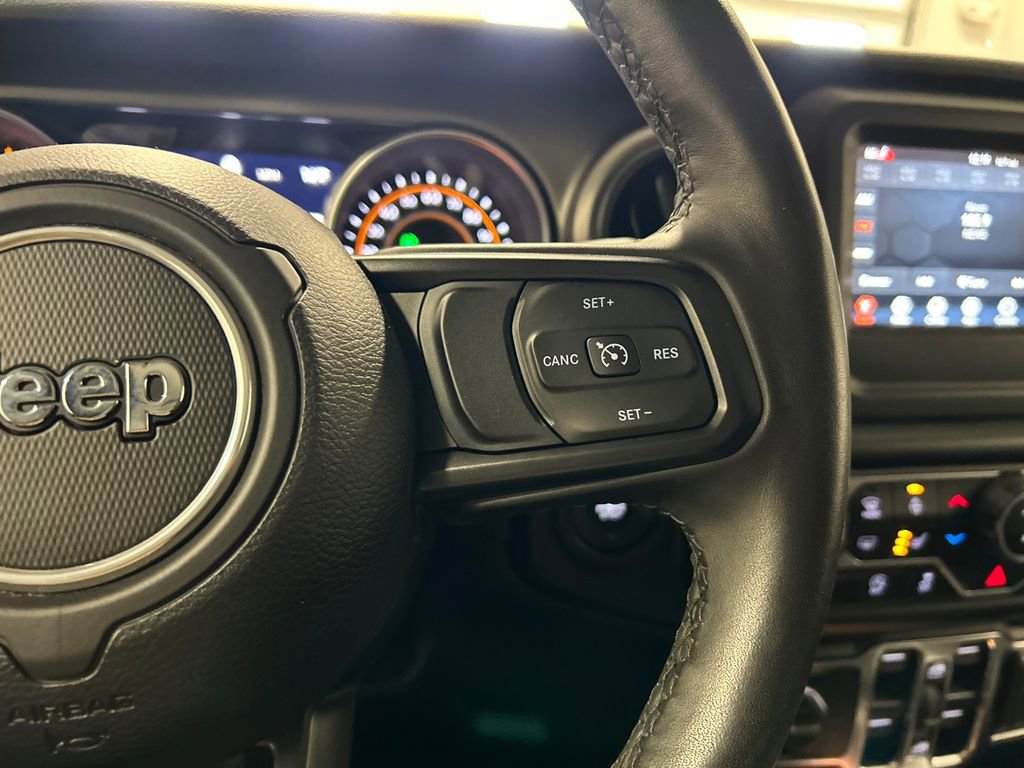 Used 2022 Jeep Gladiator Sport image 18