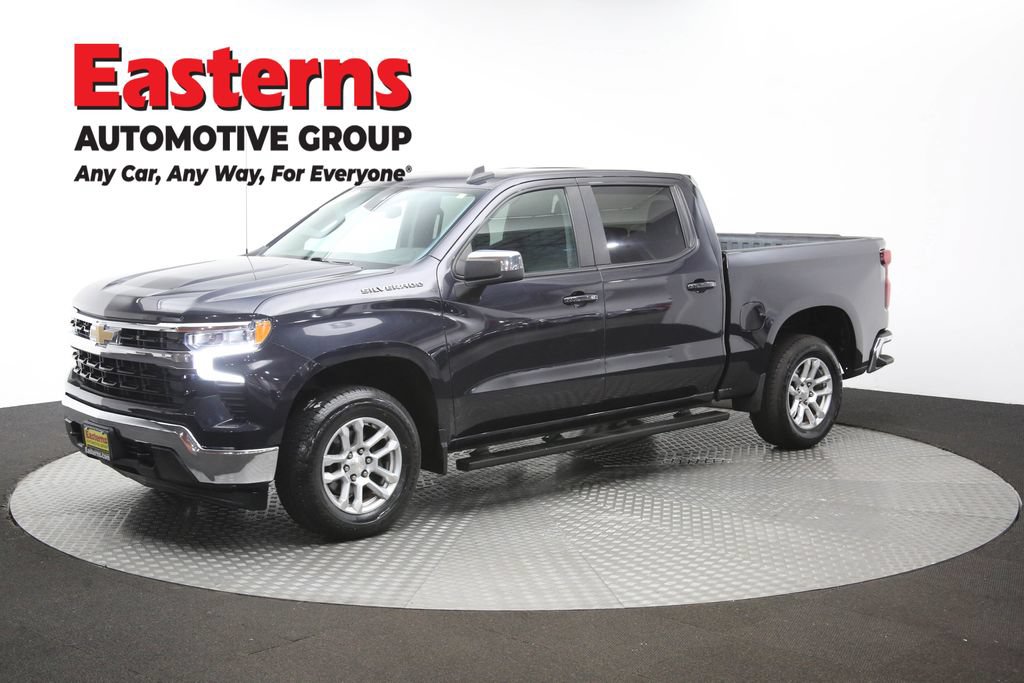 Used 2022 Chevrolet Silverado 1500 LT AWD/4WD image 56