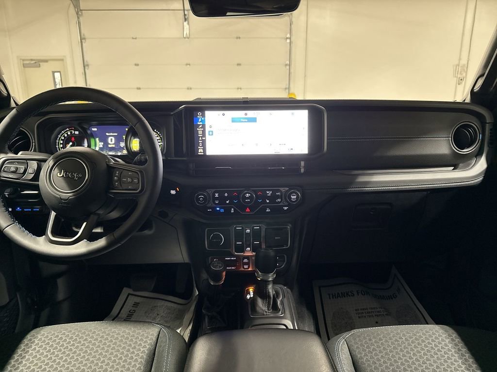 New 2025 Jeep Wrangler Unlimited Rubicon 4xe w/ Technology Group image 10