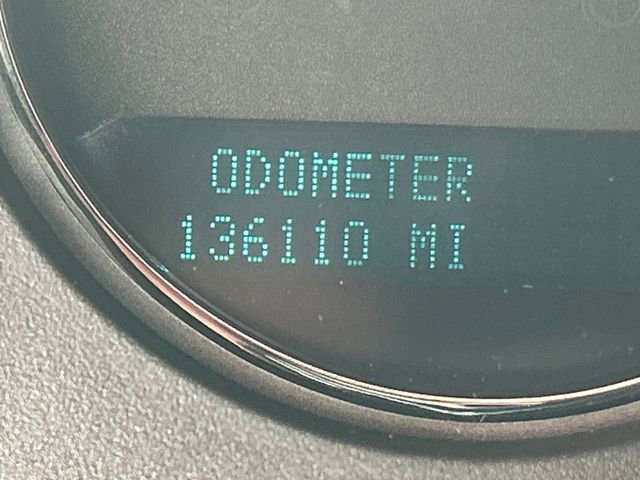 Used 2013 Chevrolet Suburban LTZ image 17