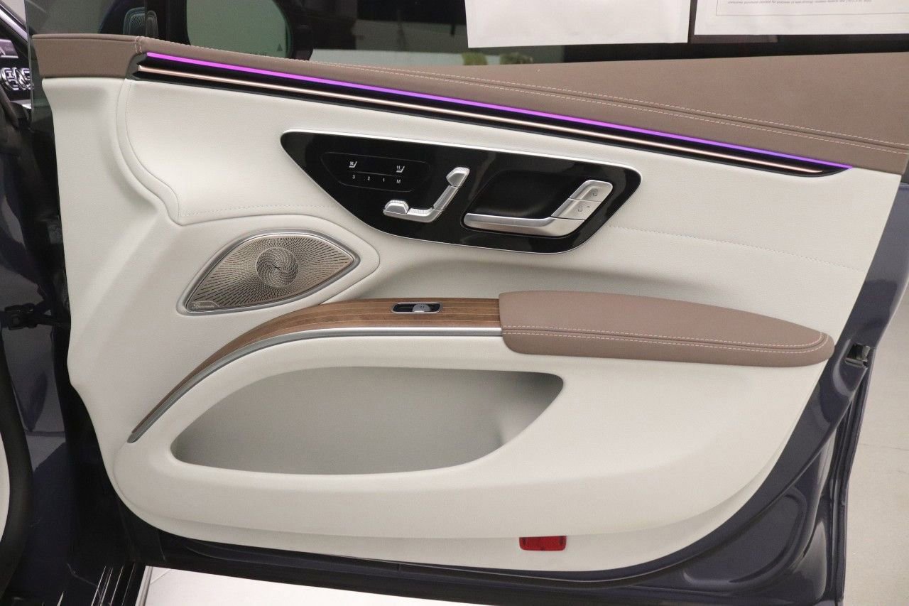 Certified 2023 Mercedes-Benz EQS 580 4MATIC Sedan image 23