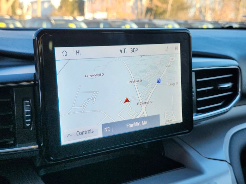 Certified 2022 Ford Explorer XLT w/ Equipment Group 202A image 21