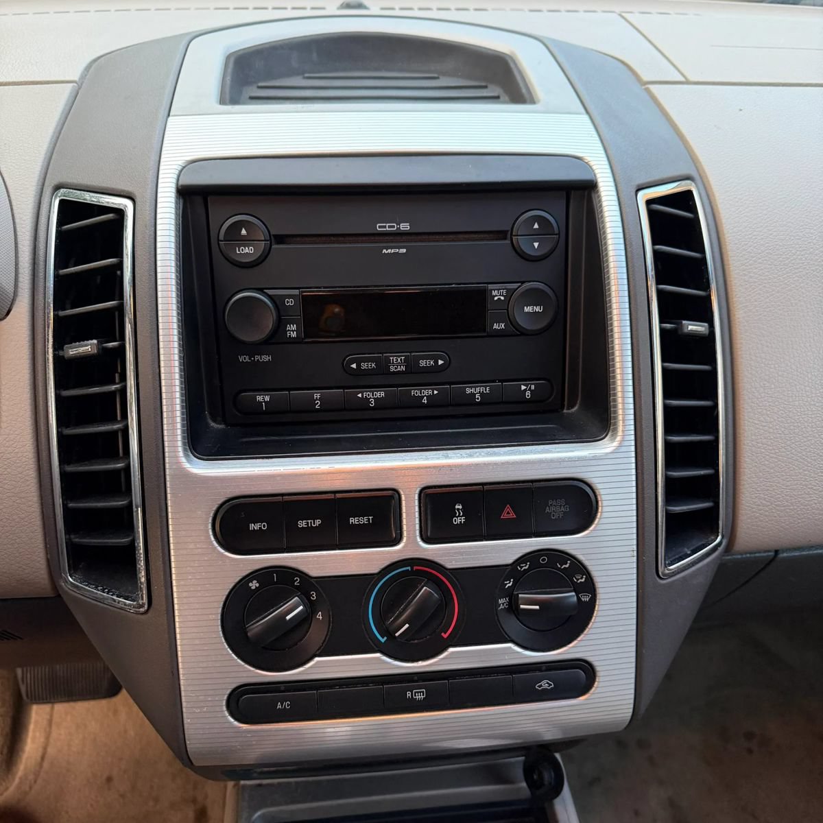 Used 2007 Ford Edge SEL FWD image 8