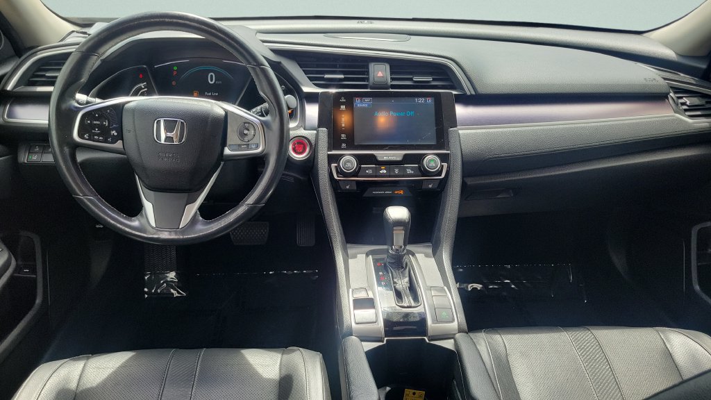 Used 2018 Honda Civic Touring image 11