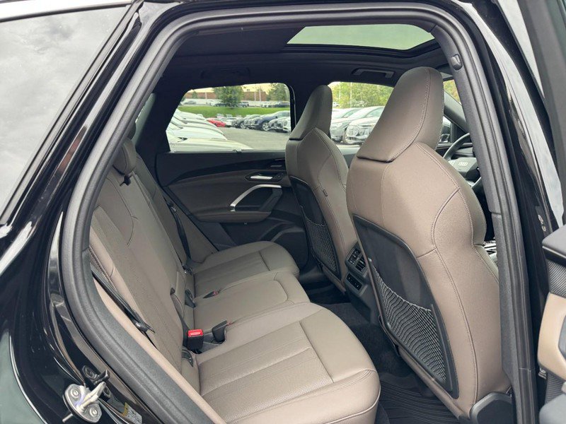 New 2025 Audi Q5 Prestige image 5