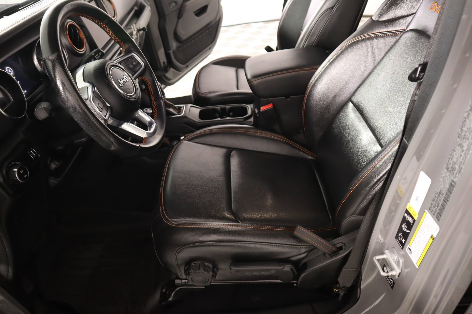 Used 2023 Jeep Gladiator Mojave w/ LED Lighting Group image 11