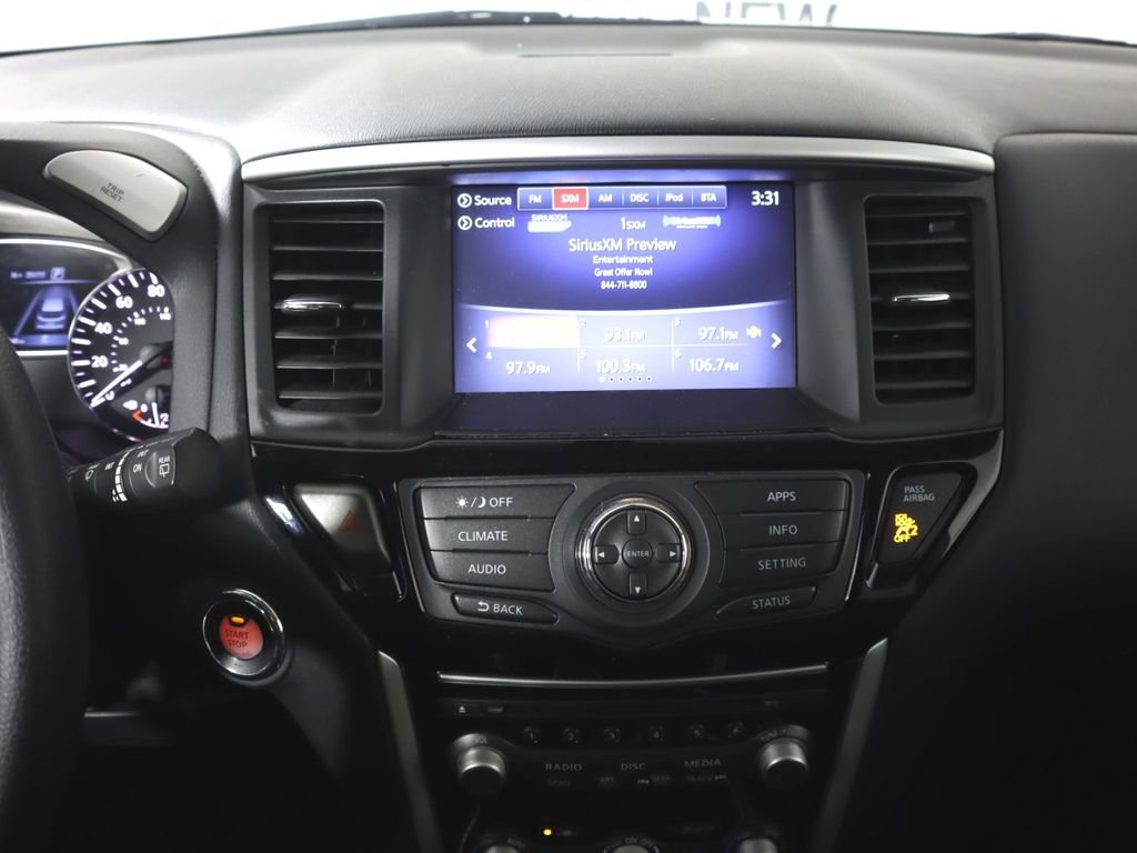 Used 2019 Nissan Pathfinder S image 12