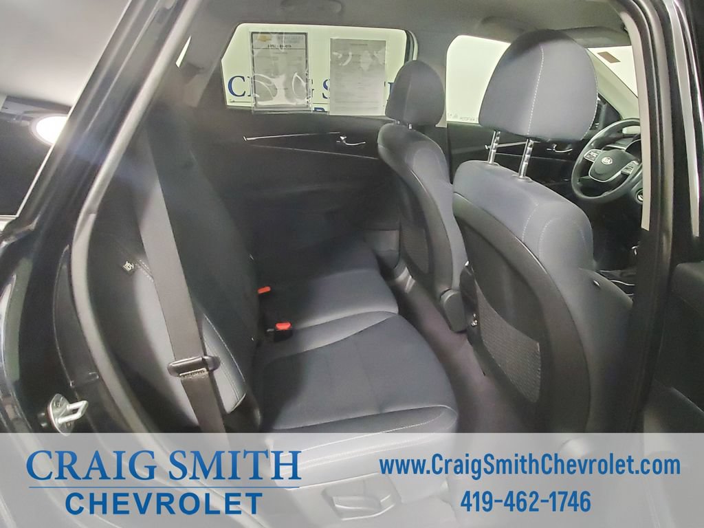 Used 2019 Kia Sorento FWD image 14