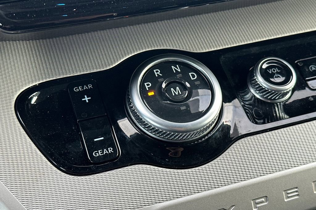 Certified 2025 Ford Expedition Max Active image 26