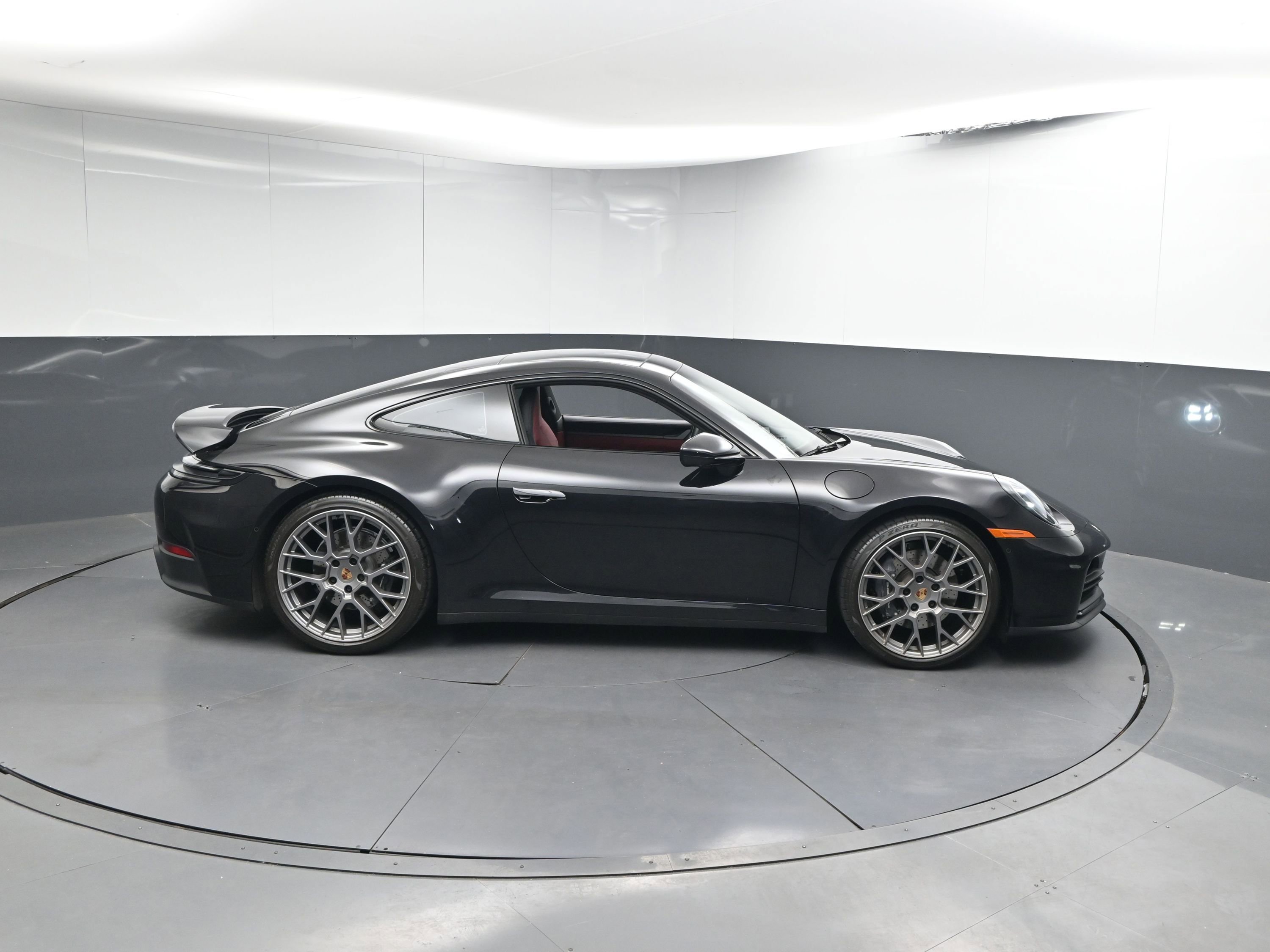 Certified 2025 Porsche 911 Carrera image 28