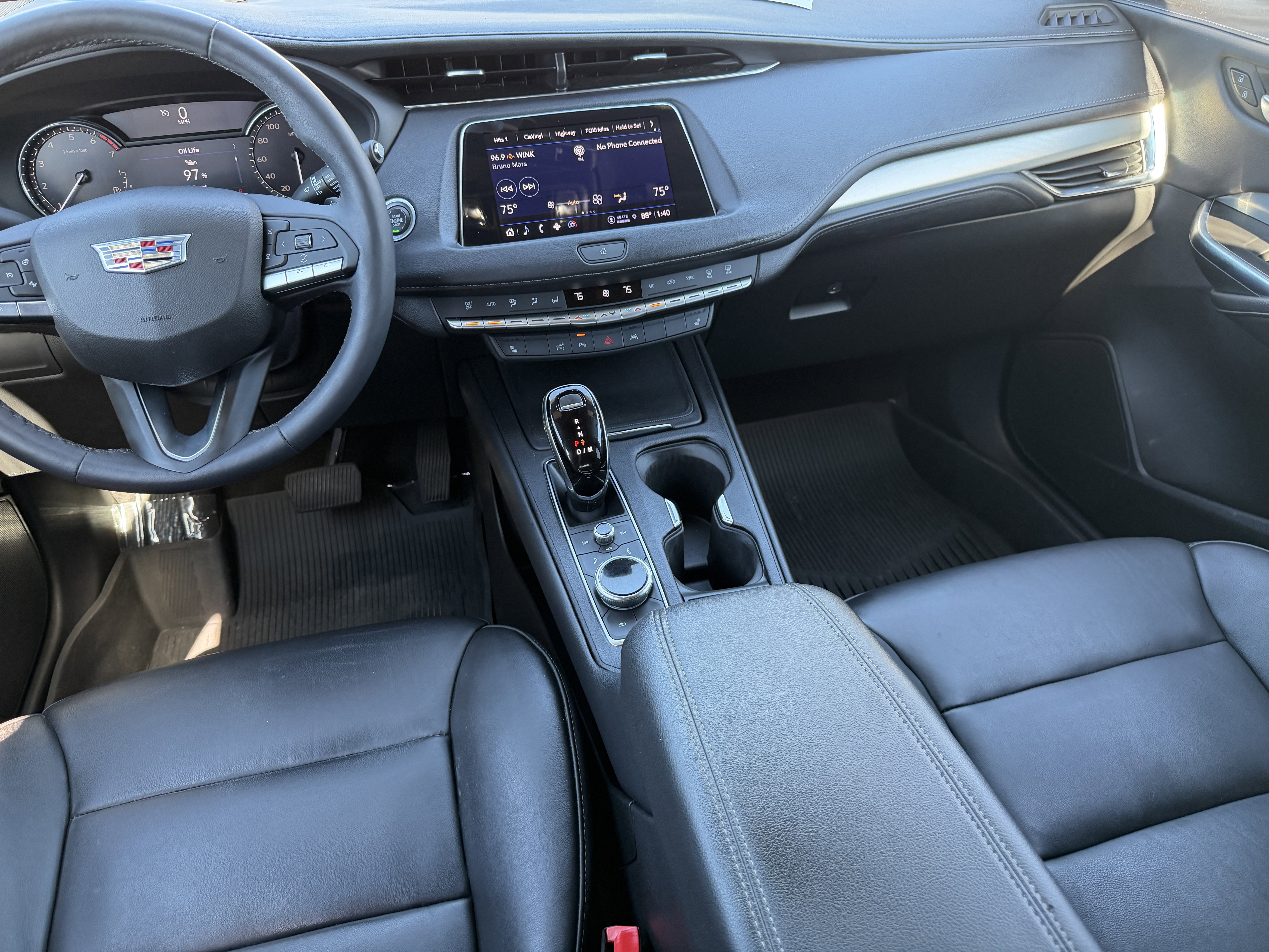 Certified 2022 Cadillac XT4 Premium Luxury w/ Enhanced Visibility Package image 15