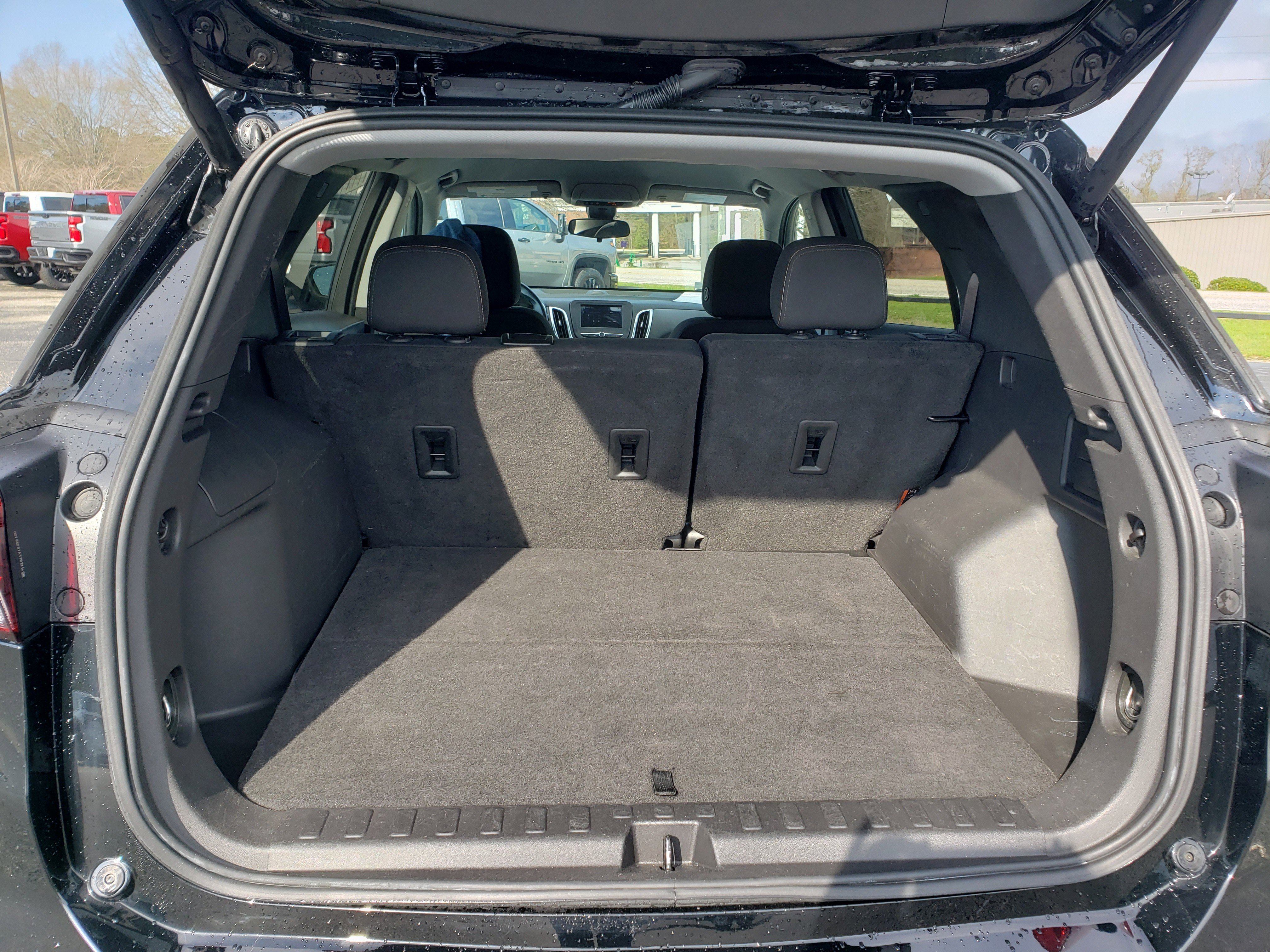 Used 2022 Chevrolet Equinox LT w/ Driver Convenience Package image 10