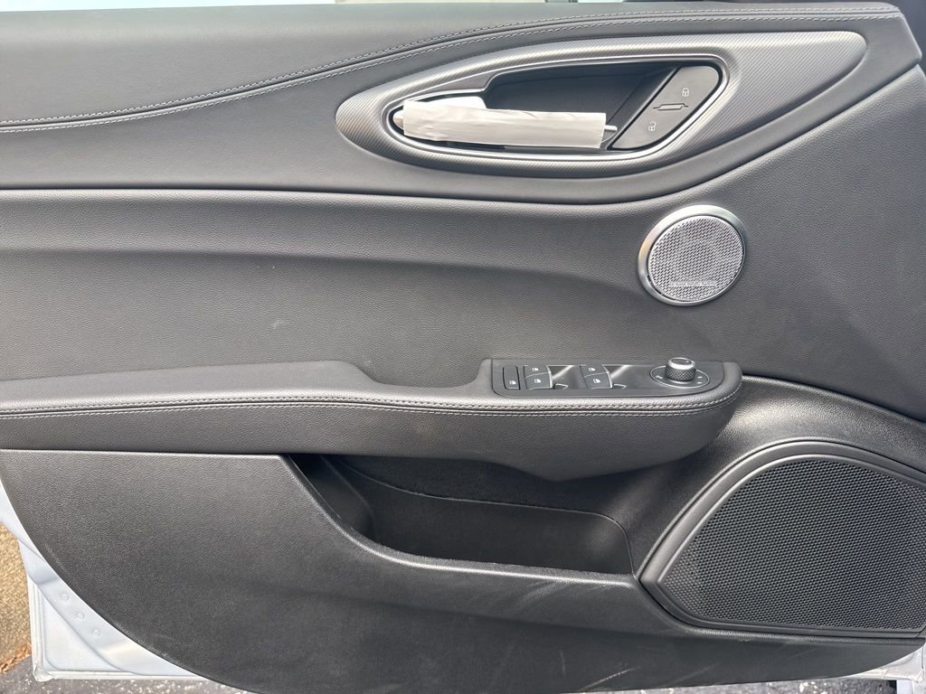 New 2026 Alfa Romeo Giulia AWD image 12