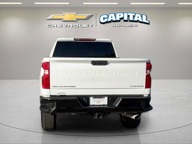 Used 2023 Chevrolet Silverado 2500 Custom w/ Custom Convenience Package image 5