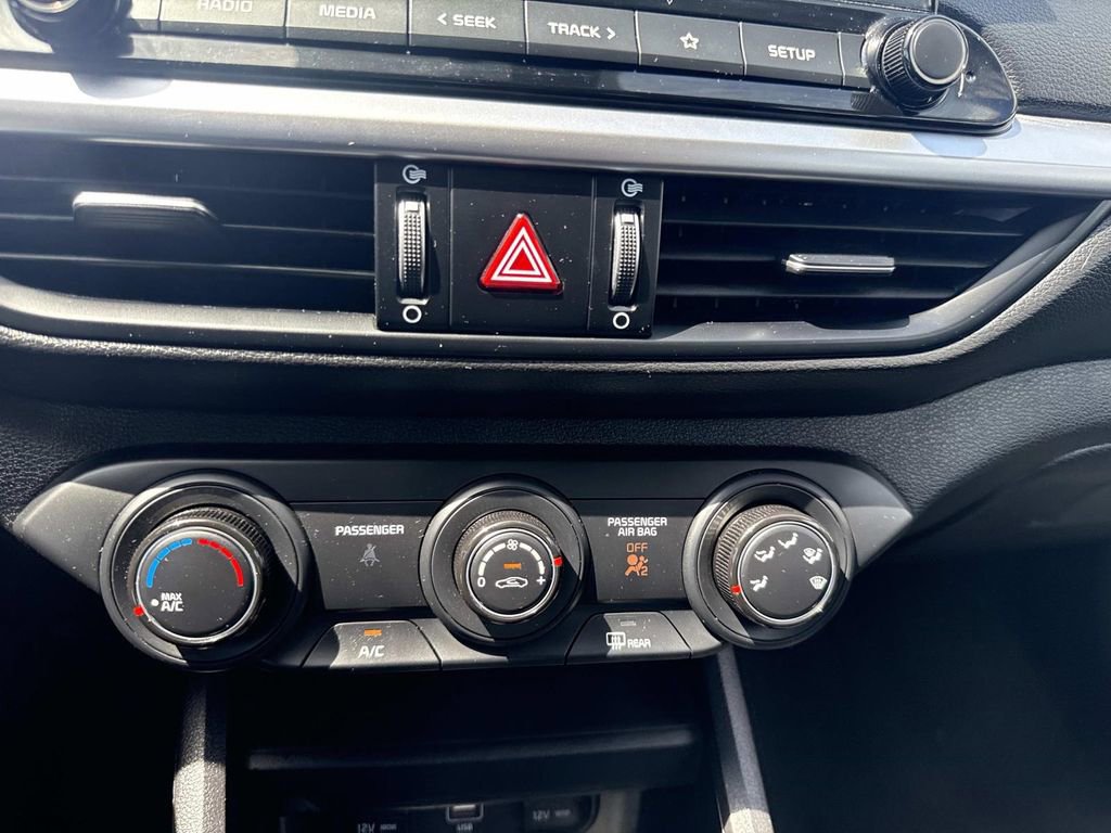 Used 2023 Kia Forte LXS image 21