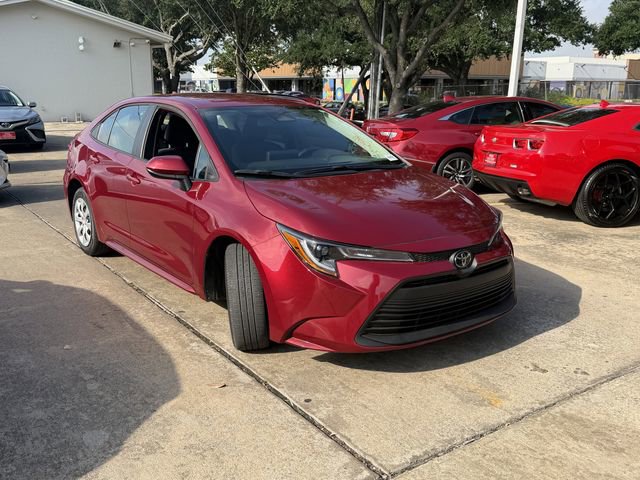Used 2024 Toyota Corolla LE FWD image 3