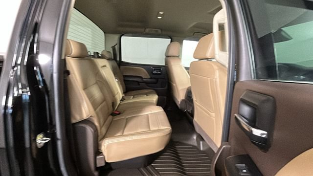 Used 2018 GMC Sierra 2500 Denali w/ Duramax Plus Package AWD/4WD image 28
