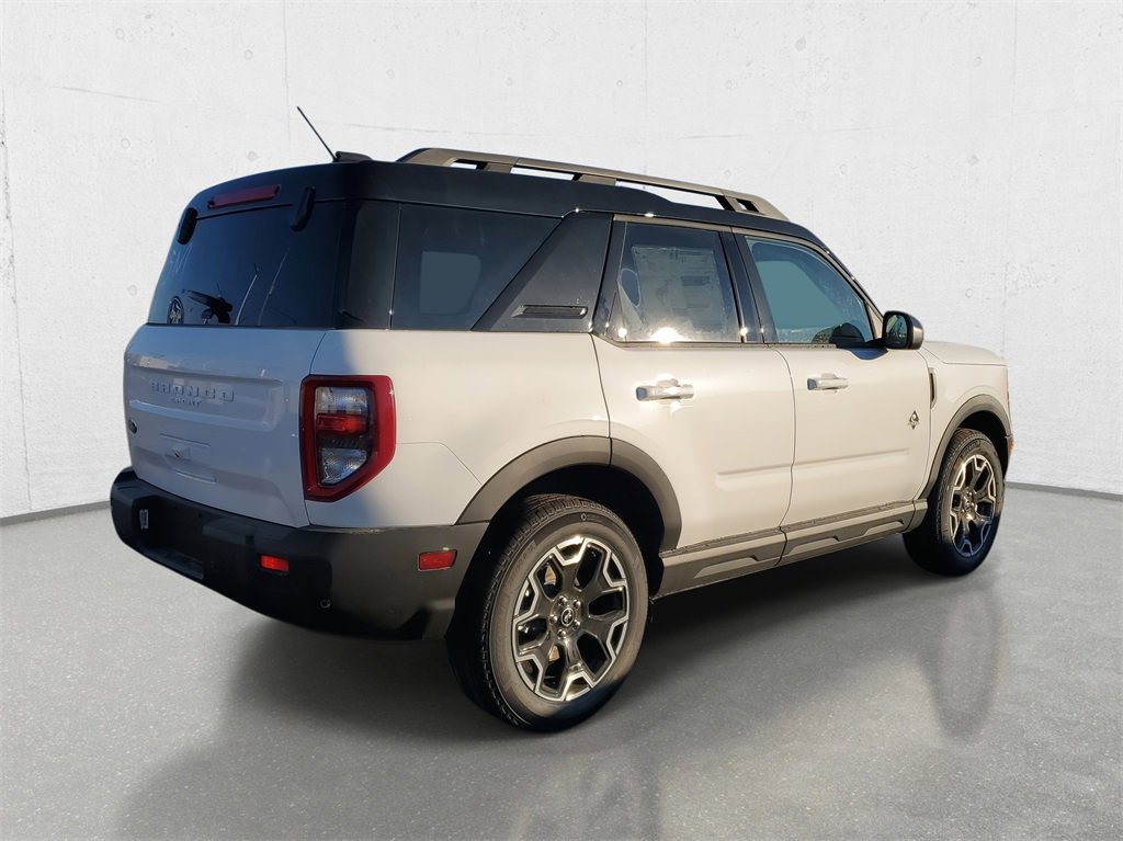 New 2025 Ford Bronco Sport Outer Banks image 7
