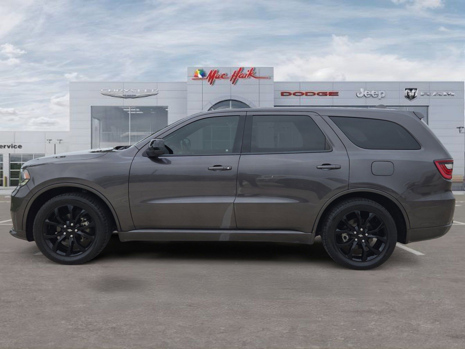 Used 2019 Dodge Durango GT w/ Blacktop Package RWD image 2