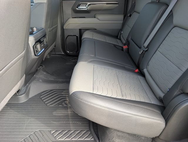 New 2026 Chevrolet Silverado 1500 ZR2 w/ ZR2 Bison Edition AWD/4WD image 17