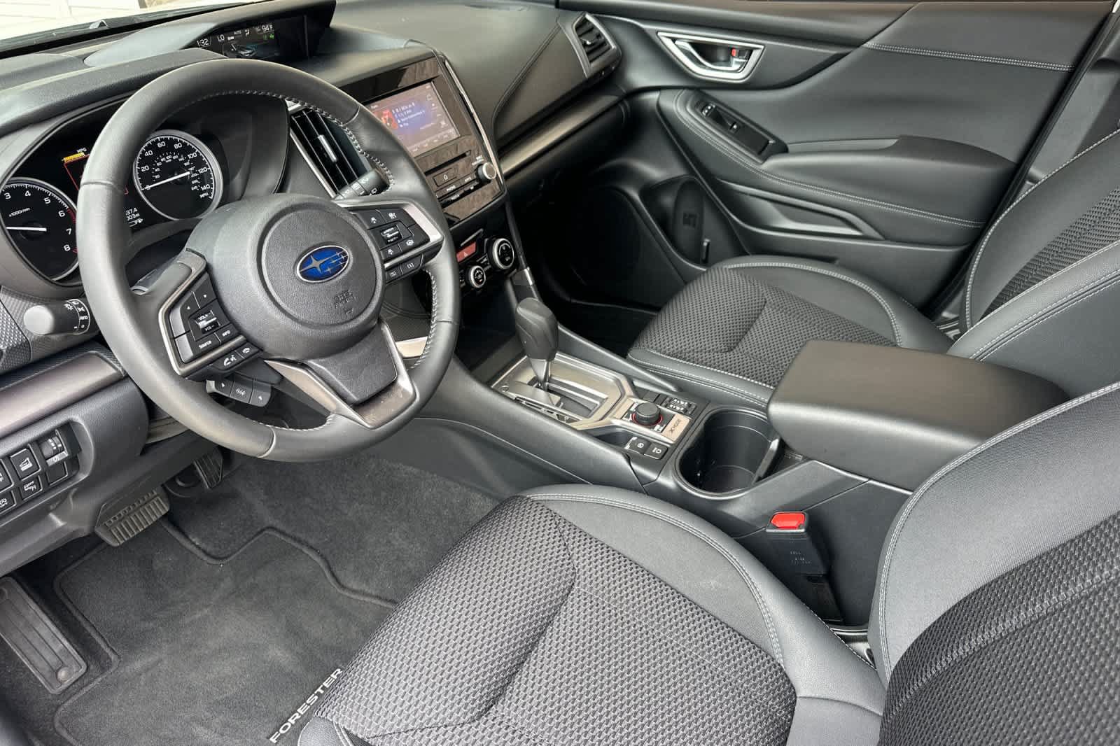 Certified 2023 Subaru Forester Premium AWD/4WD image 9