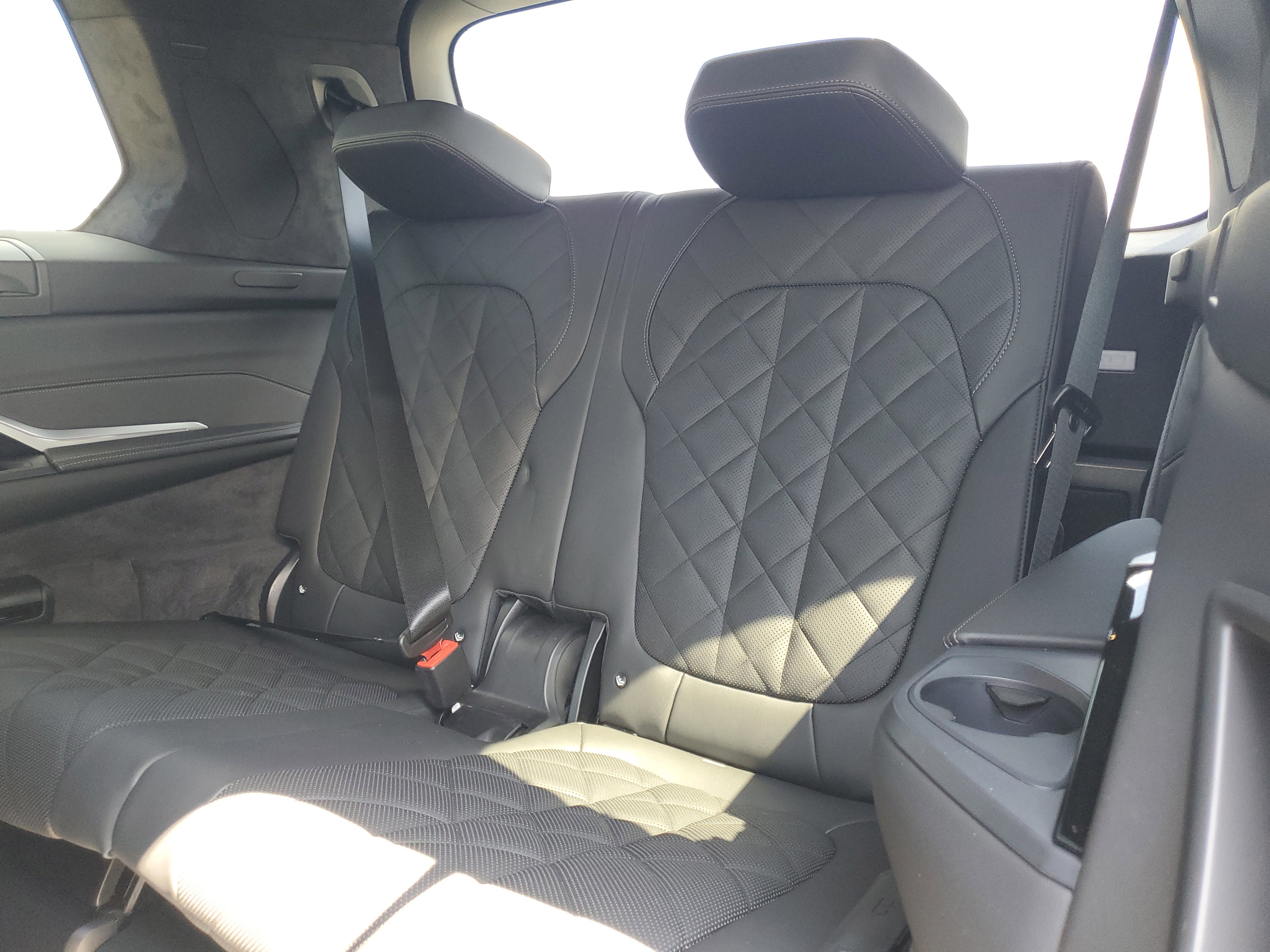 Used 2025 BMW X7 xDrive40i w/ M Sport Package image 14