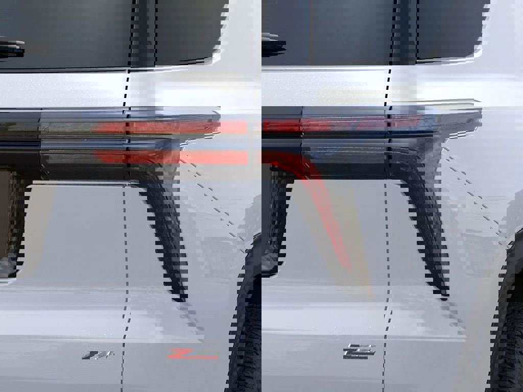 New 2026 Chevrolet Traverse Z71 image 11