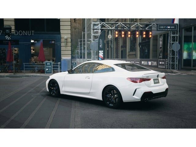 Used 2026 BMW 430i xDrive Coupe w/ M Sport Package image 2