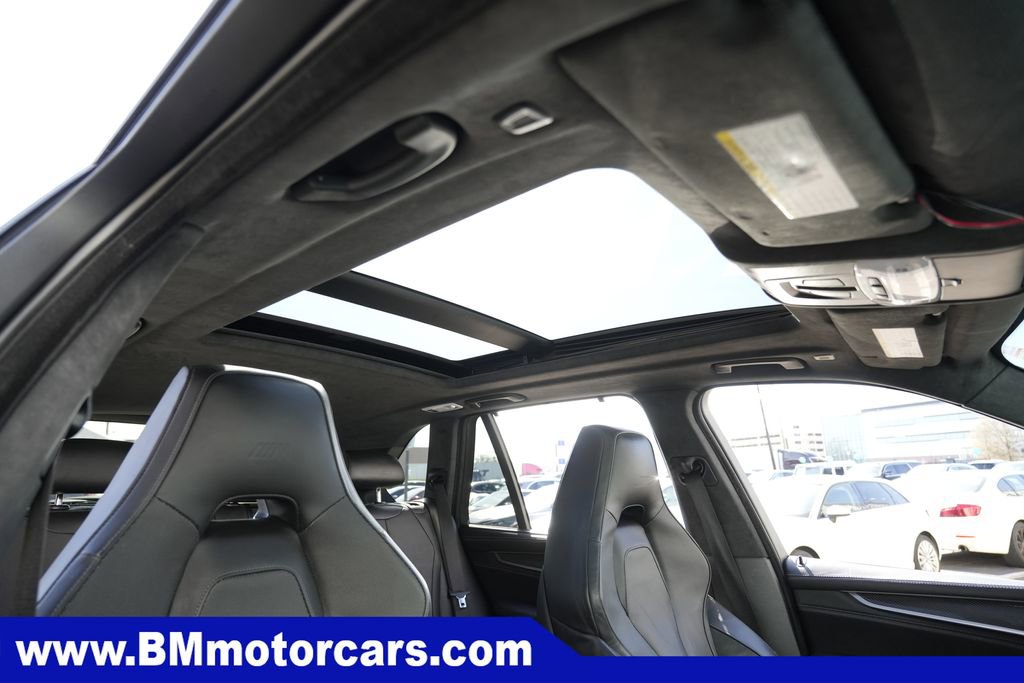 Used 2016 BMW X5 M image 44