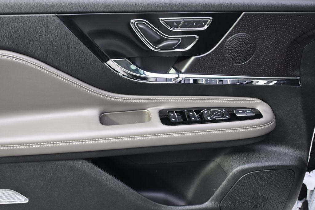 New 2026 Lincoln Corsair Premiere AWD/4WD image 22