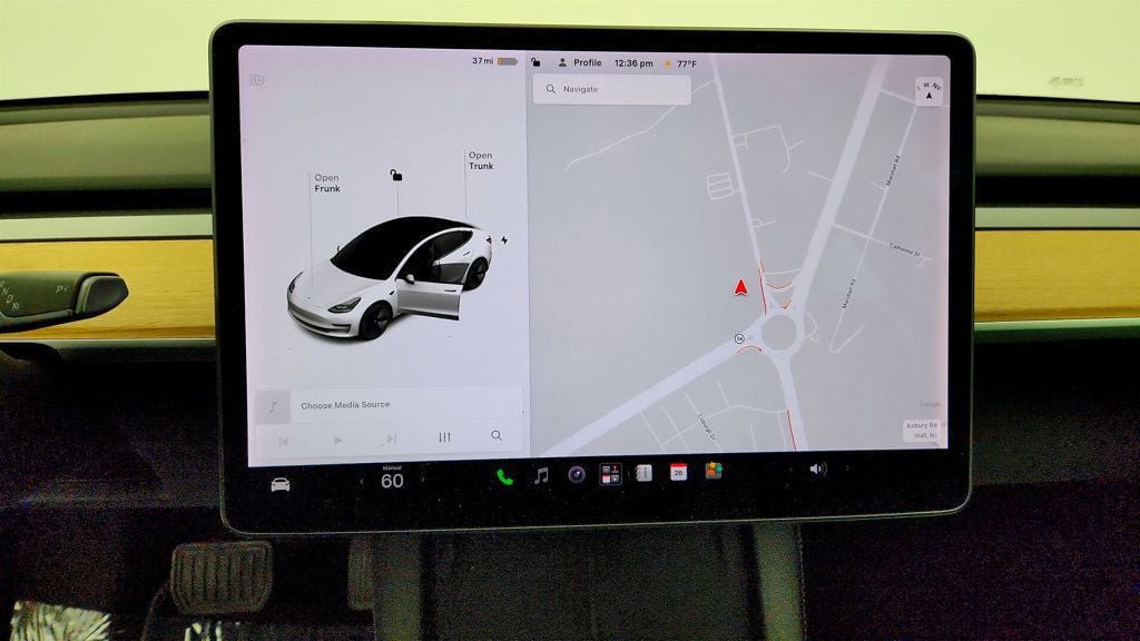 Used 2021 Tesla Model 3 Standard Range Plus RWD image 21