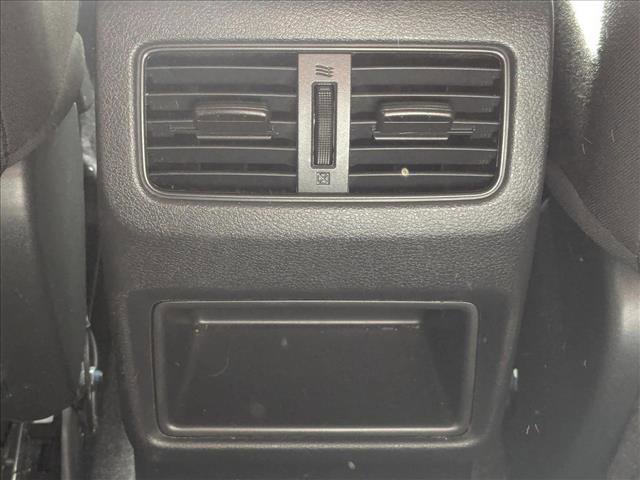 Used 2023 Nissan Rogue S image 21