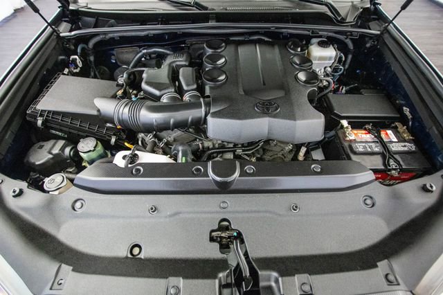 Used 2016 Toyota 4Runner SR5 Premium image 13