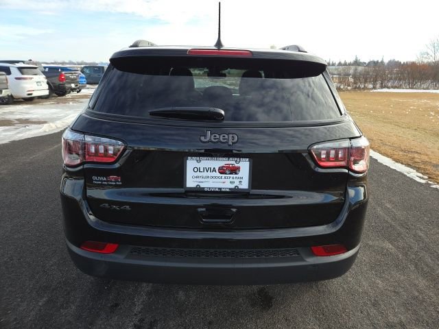 New 2026 Jeep Compass Latitude image 4