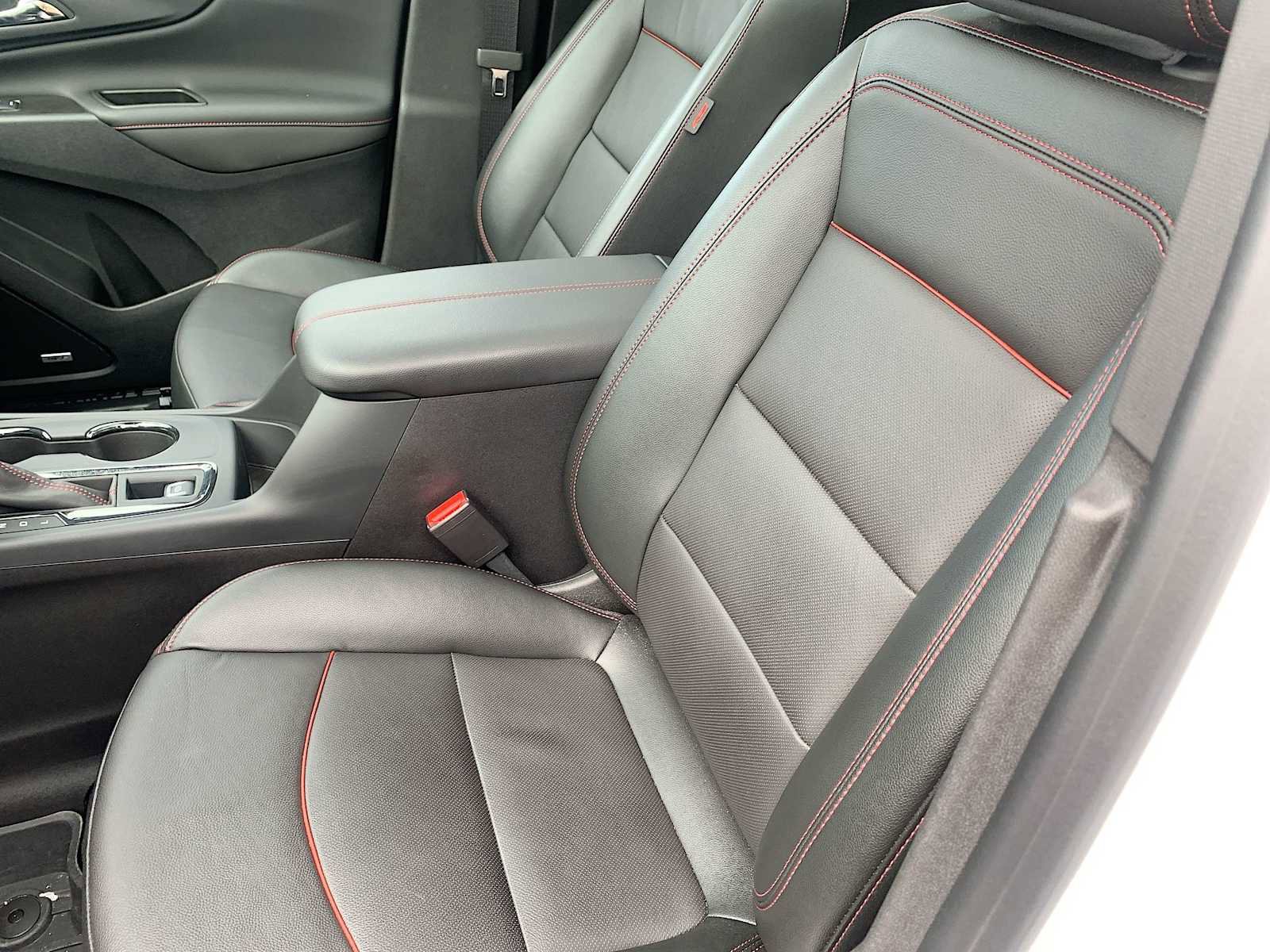 Certified 2024 Chevrolet Equinox RS w/ RS Leather Package image 20