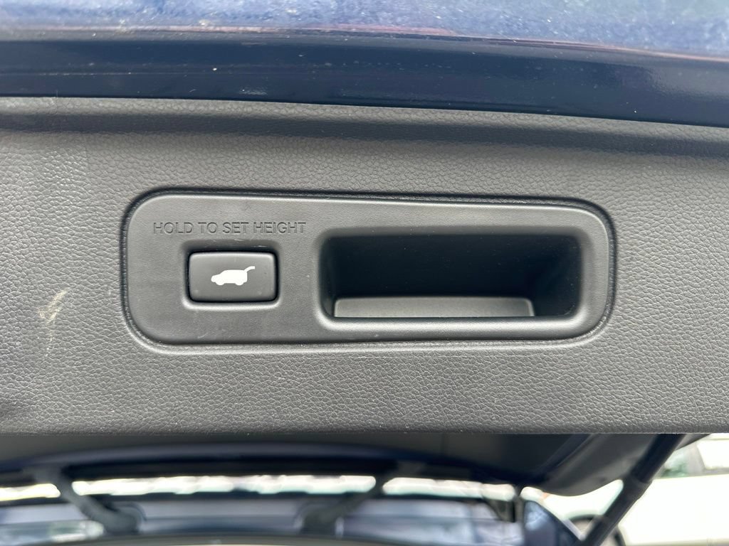 Used 2024 Honda Pilot Elite image 13