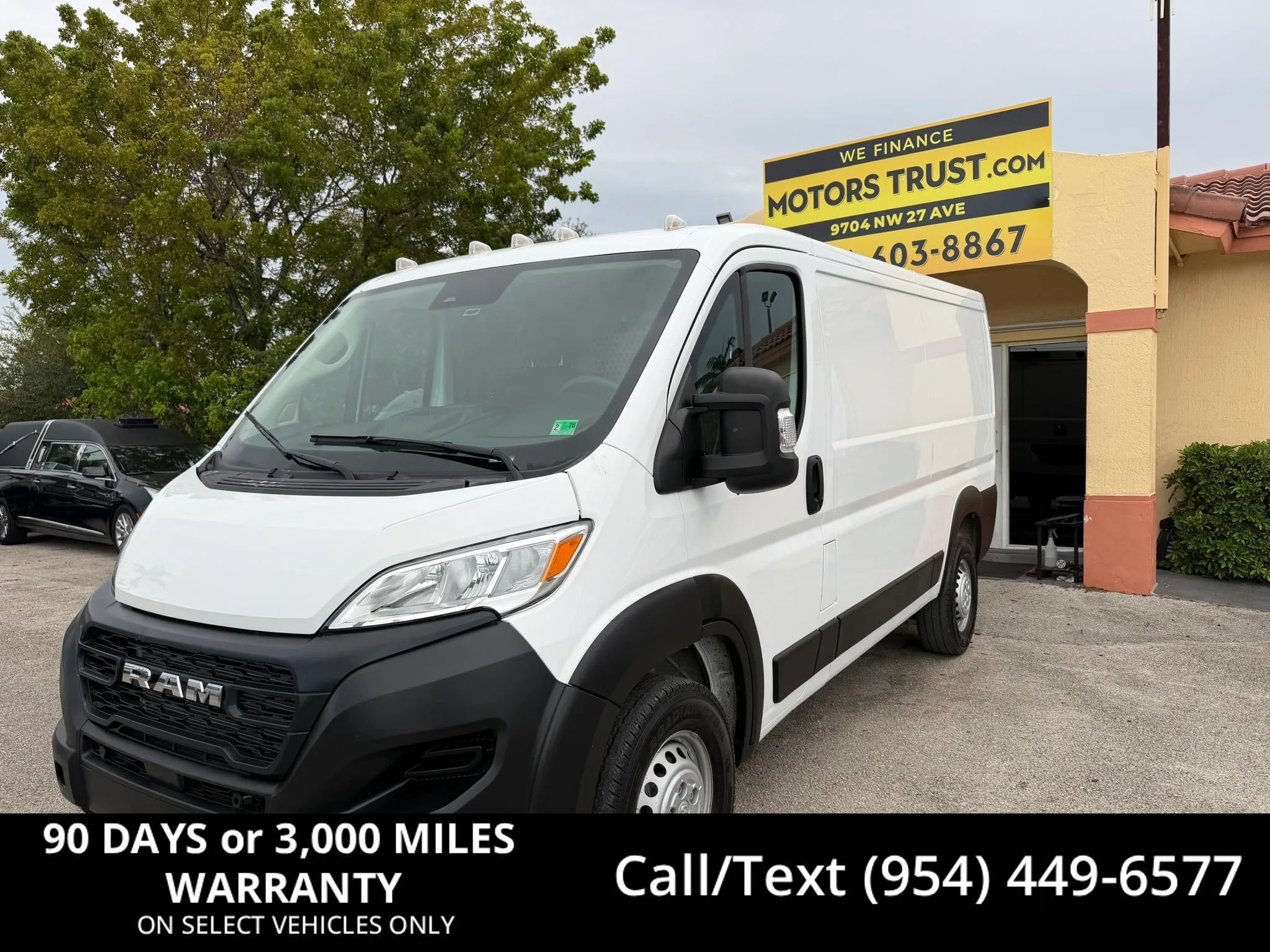 Used 2024 RAM ProMaster 2500 136 w/ Safety Group